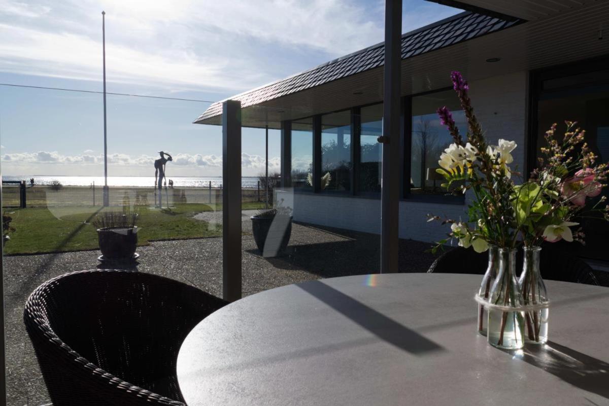 Inselblume 82 - Bungalow Am Suedstrand Mit Meerblick Burgtiefe auf Fehmarn Esterno foto