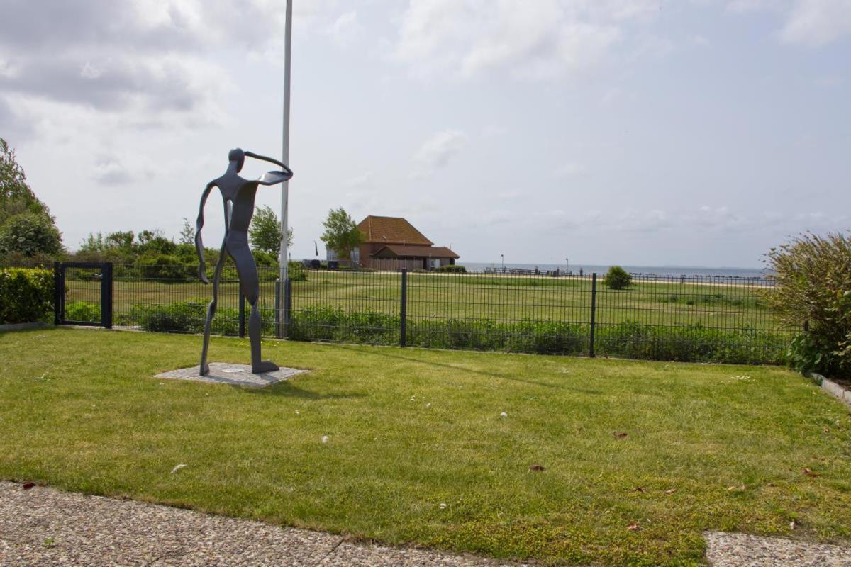 Inselblume 82 - Bungalow Am Suedstrand Mit Meerblick Burgtiefe auf Fehmarn Esterno foto