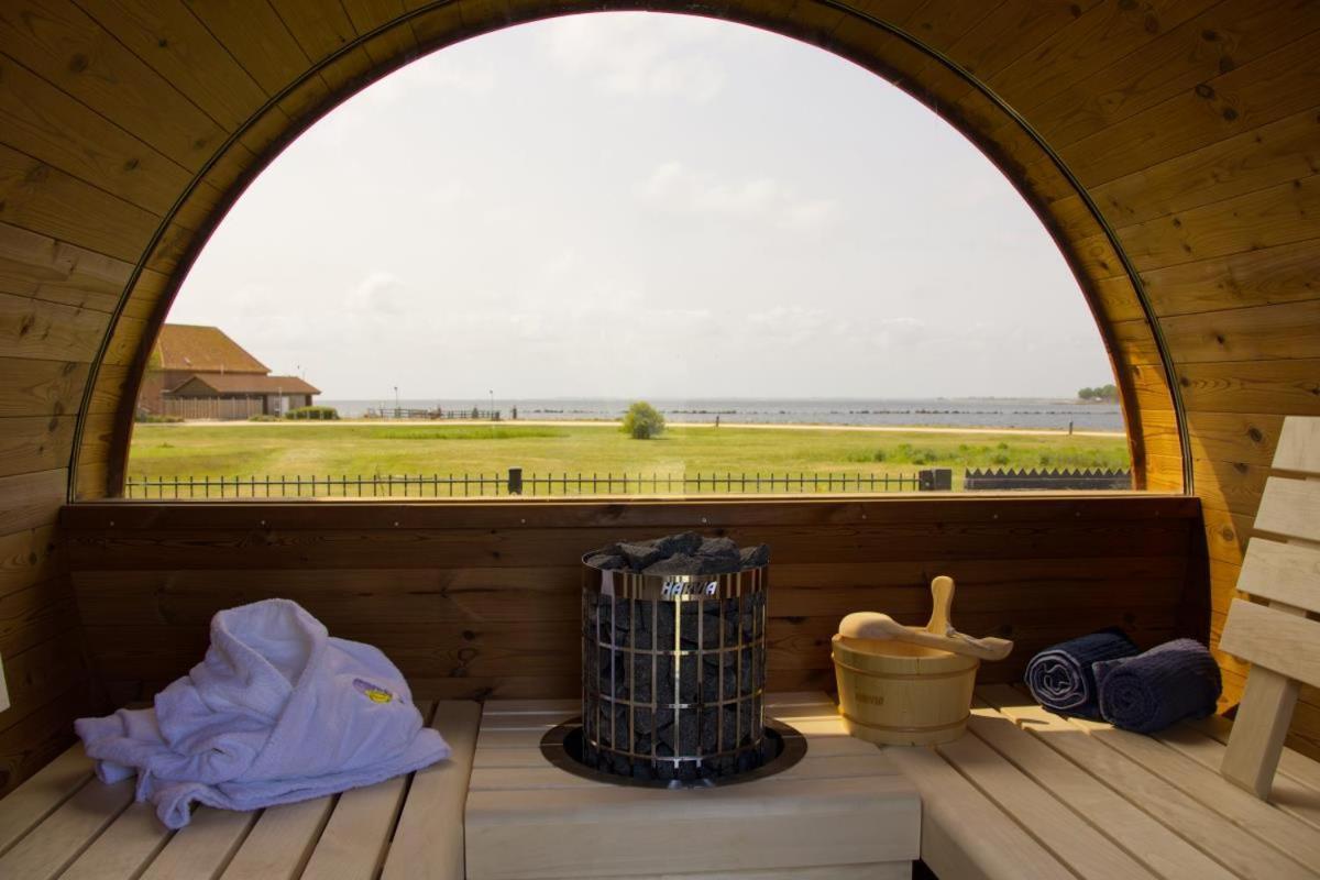 Inselblume 82 - Bungalow Am Suedstrand Mit Meerblick Burgtiefe auf Fehmarn Esterno foto